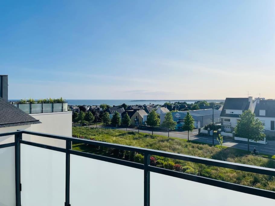 Appartement Lumineux Et Spacieux, Terrasse Et Parking Prive 孔卡尔诺 外观 照片
